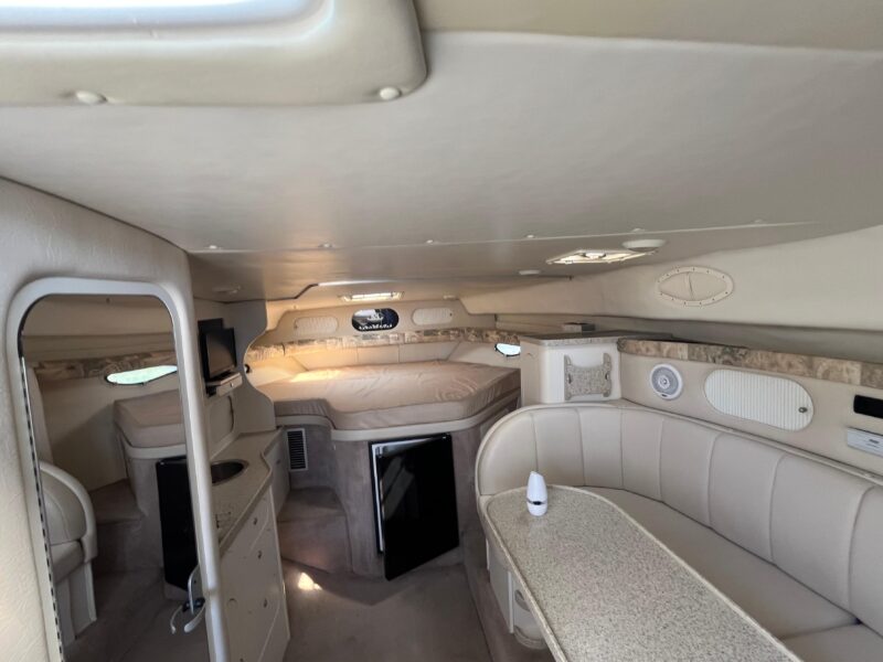 2000 Rinker Fiesta Vee 340