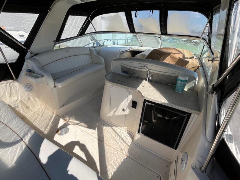 2000 Rinker Fiesta Vee 340