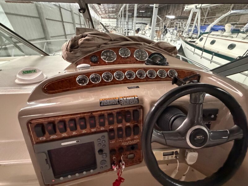2001 Maxum 3300 SCR