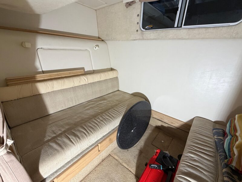 2001 Maxum 3300 SCR