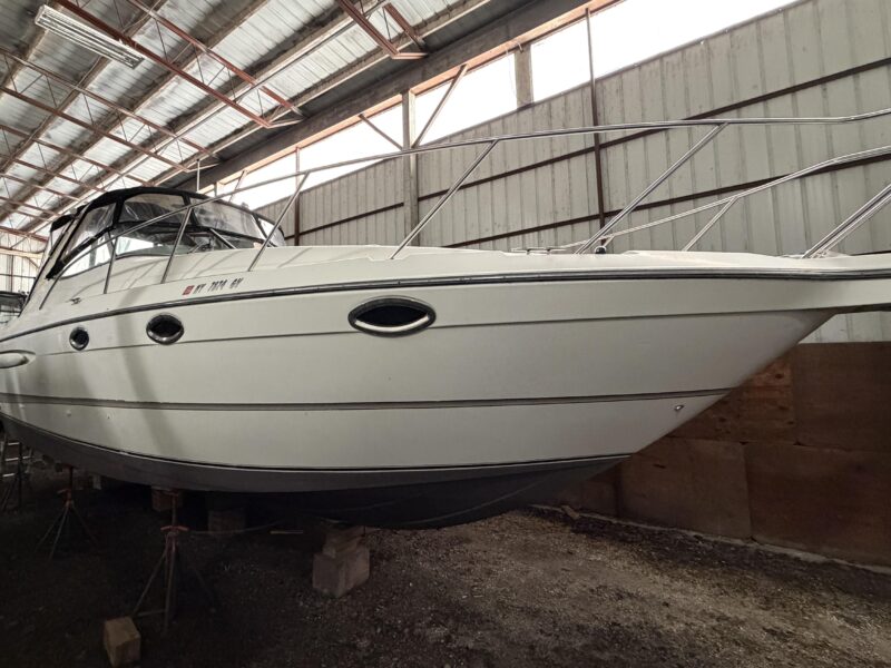 2001 Maxum 3300 SCR