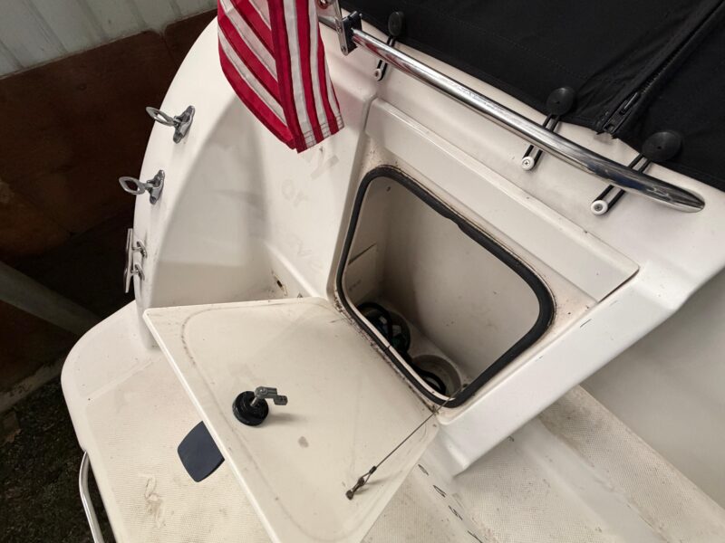2001 Maxum 3300 SCR