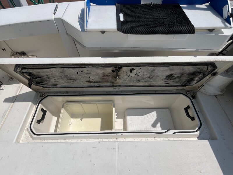 2001 Rampage 30 Open