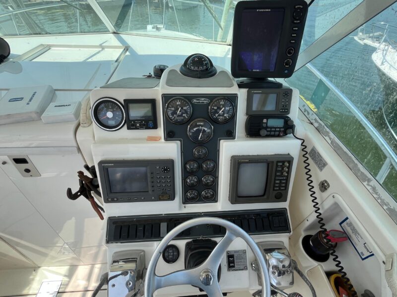 2001 Rampage 30 Open