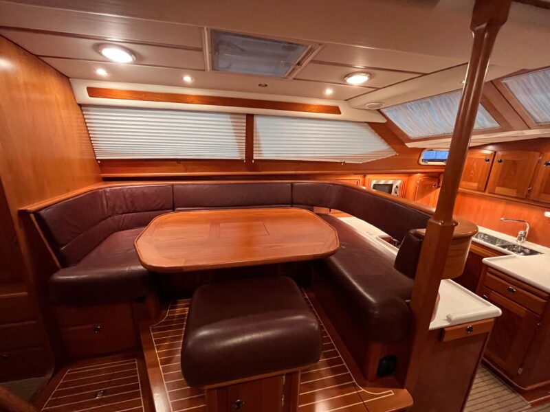 2003 Fantasi 44 Pilot House