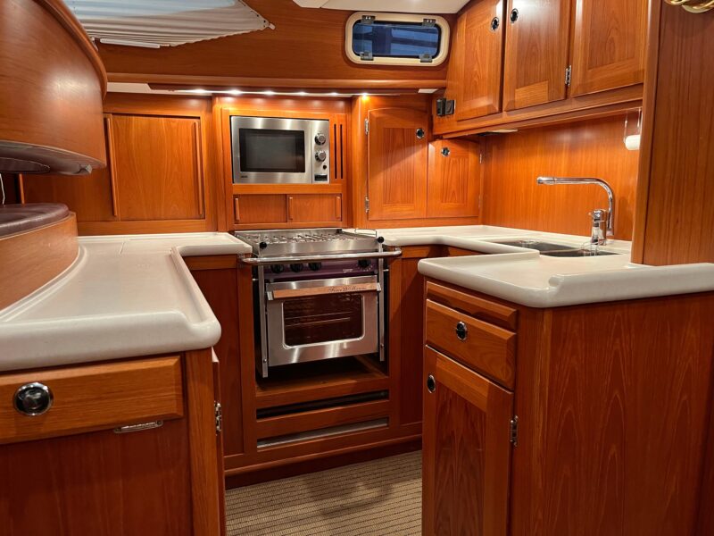 2003 Fantasi 44 Pilot House
