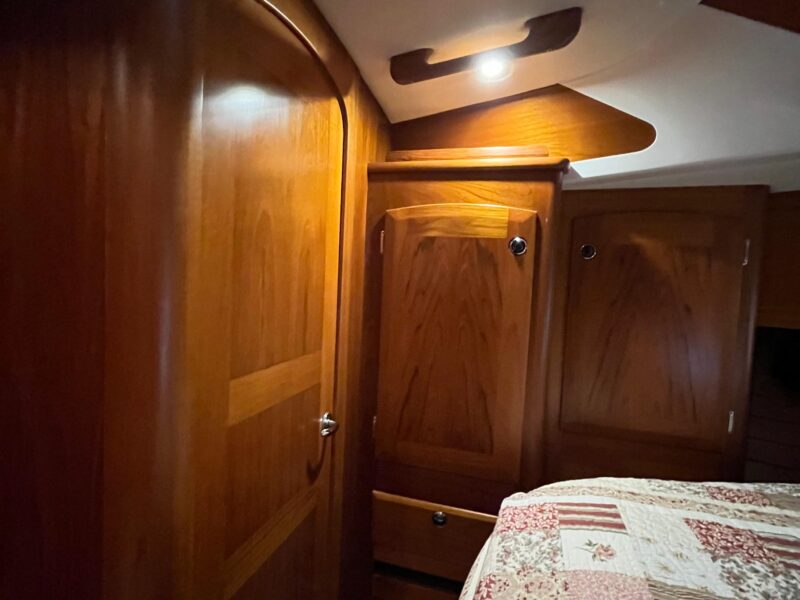 2003 Fantasi 44 Pilot House