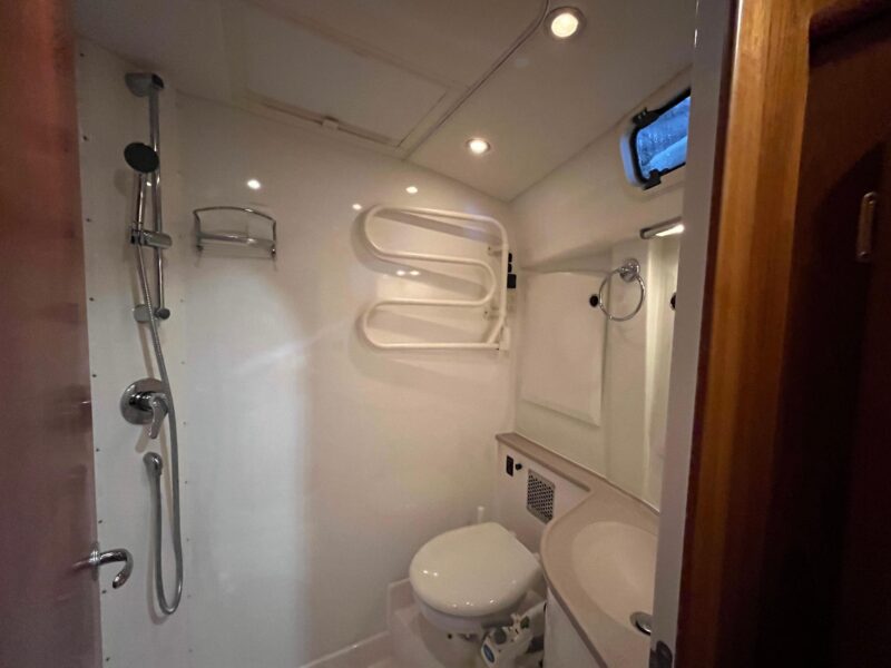 2003 Fantasi 44 Pilot House