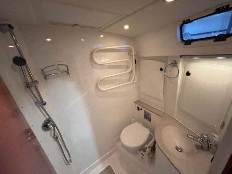 2003 Fantasi 44 Pilot House