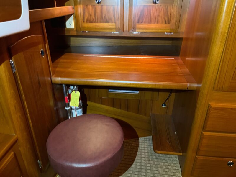 2003 Fantasi 44 Pilot House