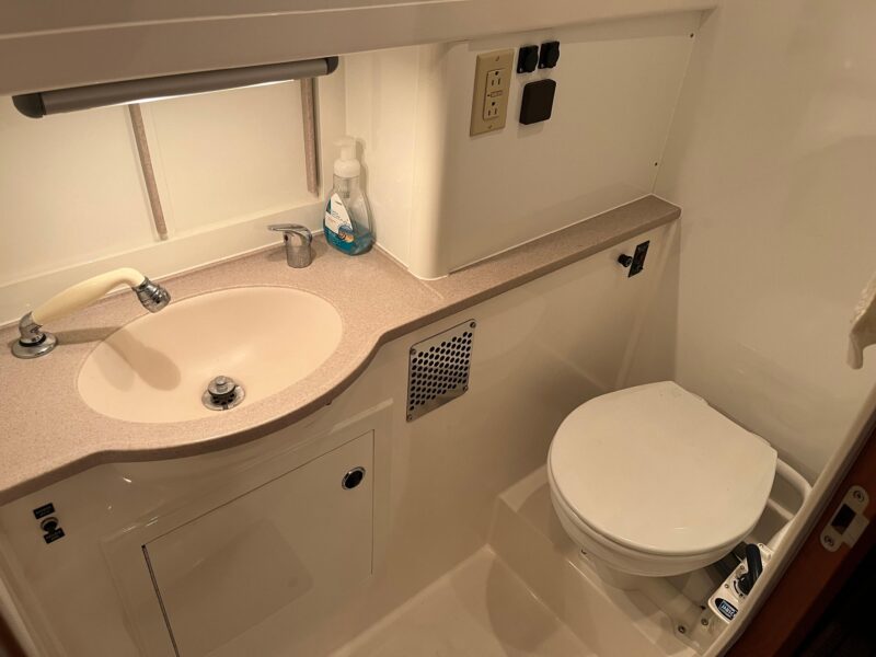 2003 Fantasi 44 Pilot House