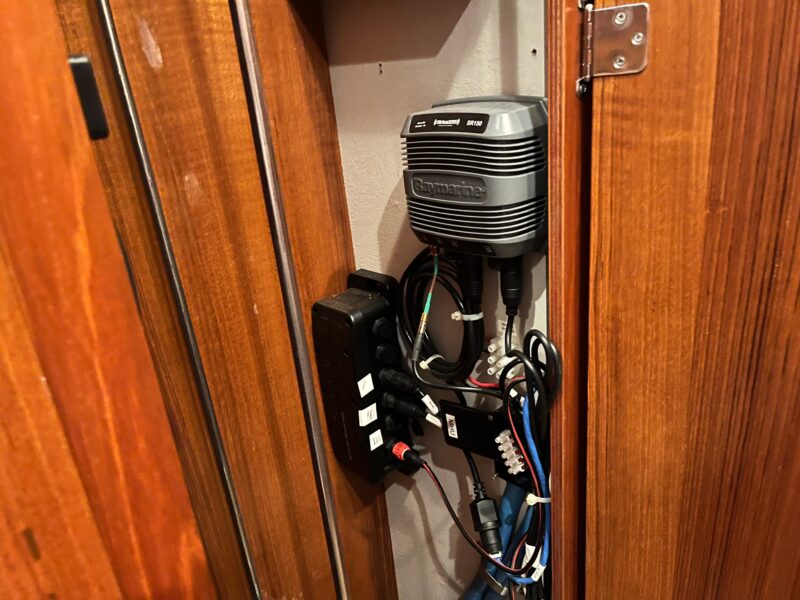 2003 Fantasi 44 Pilot House