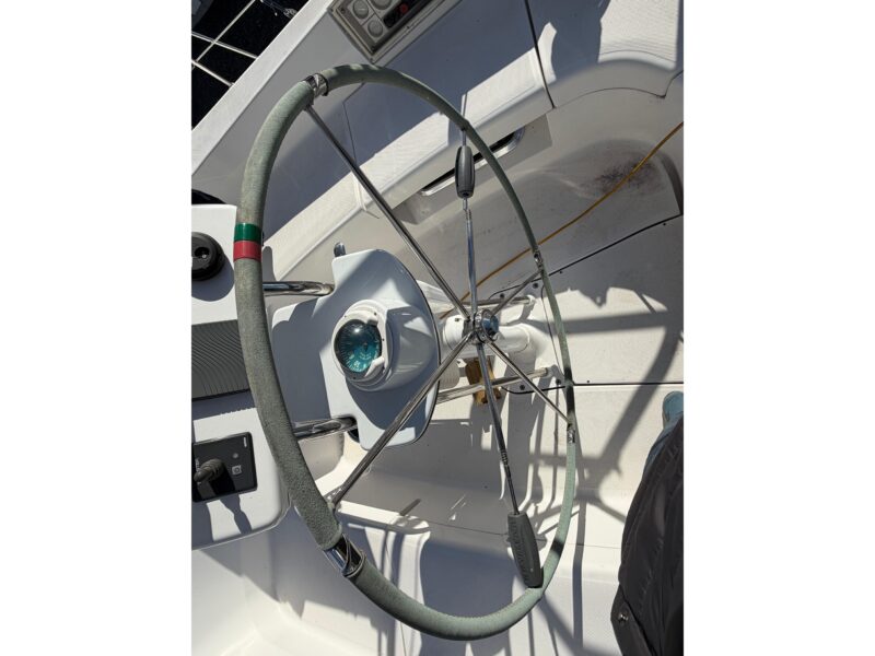 2003 Hunter 44 Deck Salon
