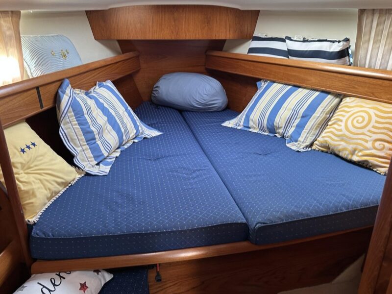 2003 Jeanneau Sun Odyssey 40 DS