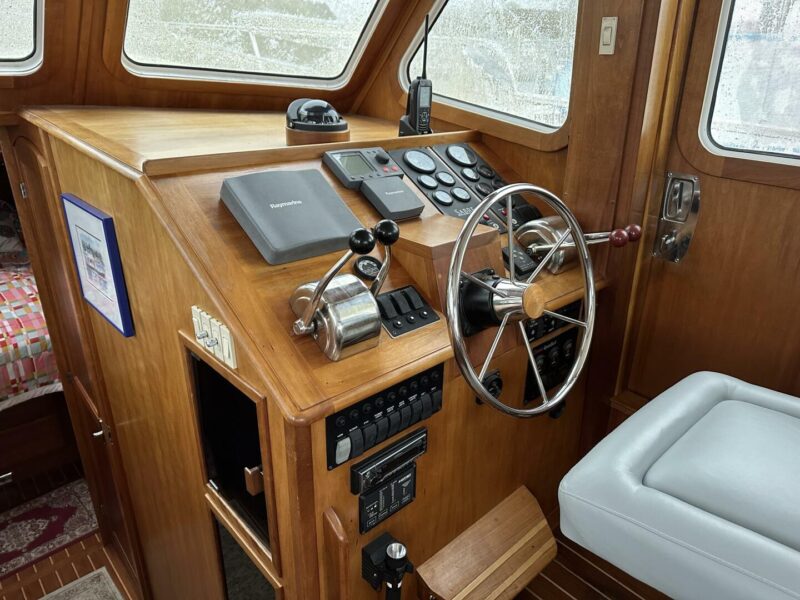 2003 Sabre 36 Express