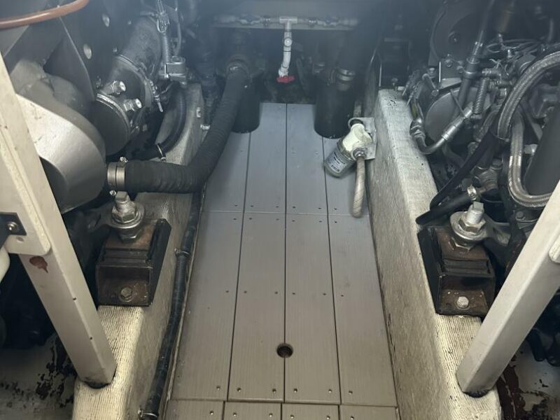 2003 Sabre 36 Express