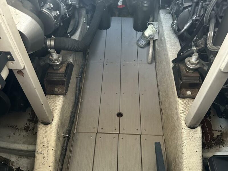2003 Sabre 36 Express