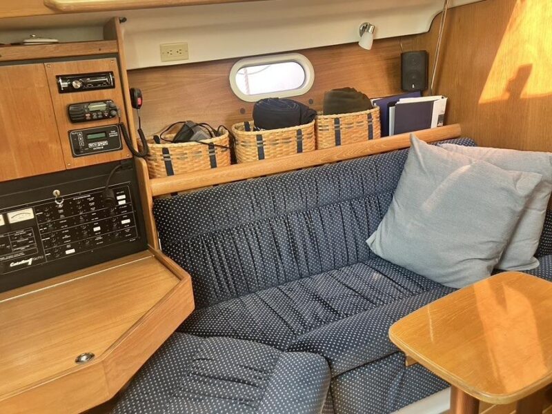 2004 Catalina 350