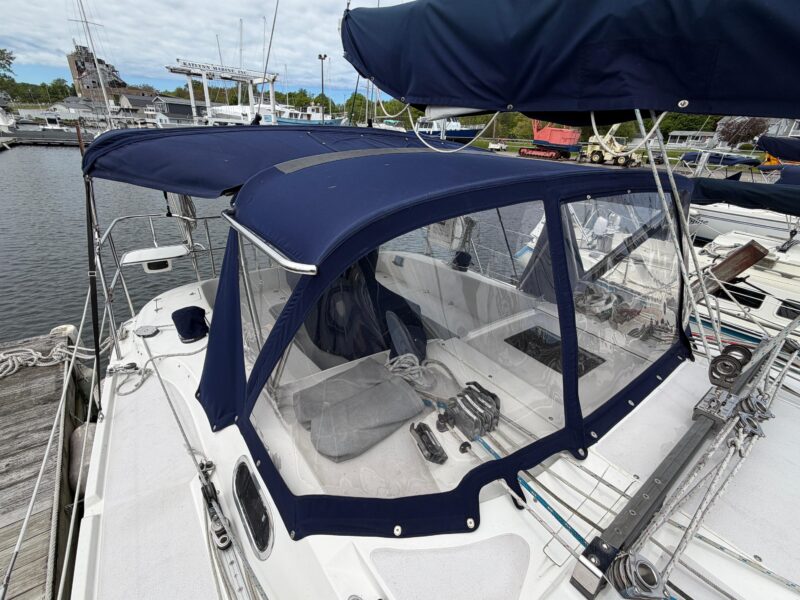 2004 Catalina 350