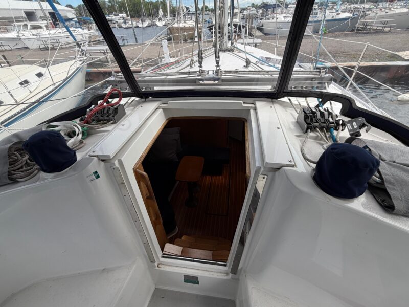 2004 Catalina 350
