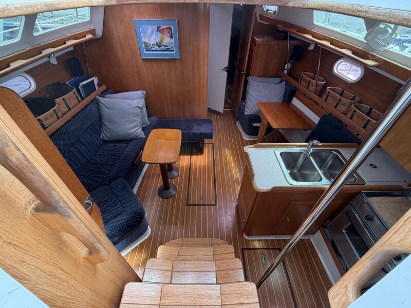 2004 Catalina 350