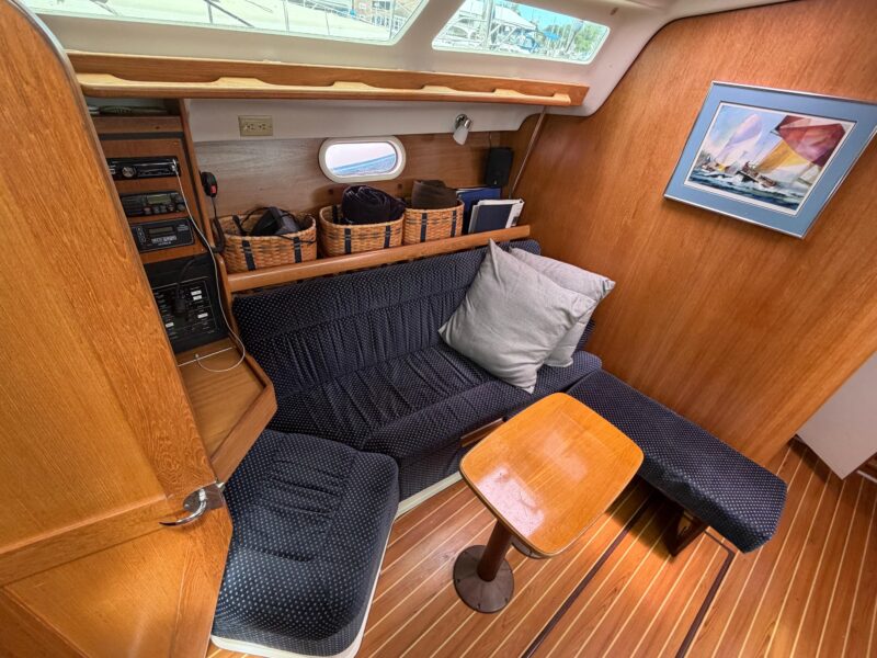 2004 Catalina 350