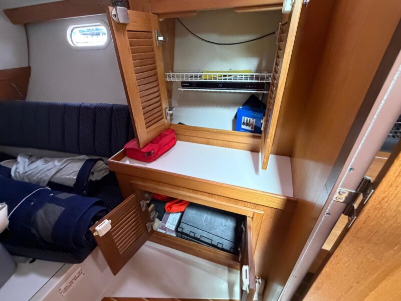 2004 Catalina 350