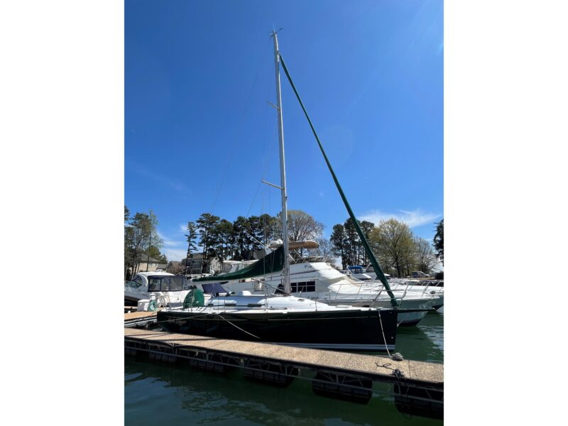 2005 Beneteau First 36.7
