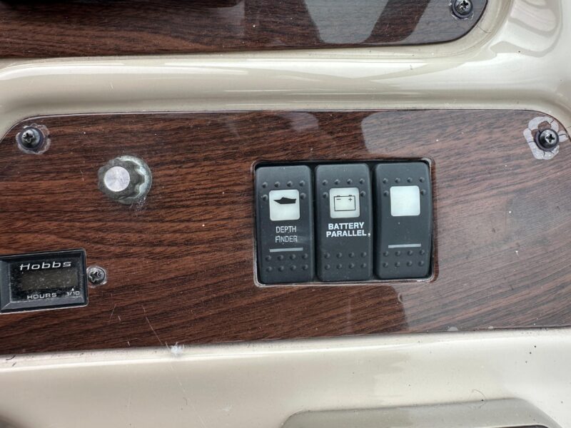 2005 Chaparral Signature 350