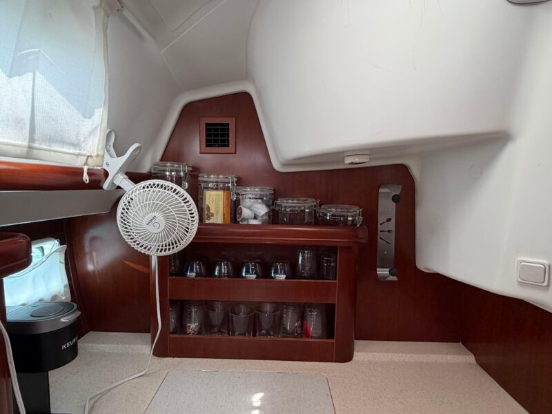 2006 Beneteau 423