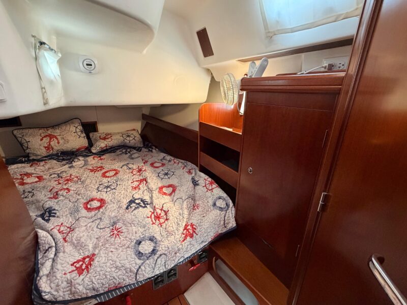 2006 Beneteau 423