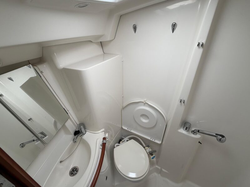 2006 Beneteau 423