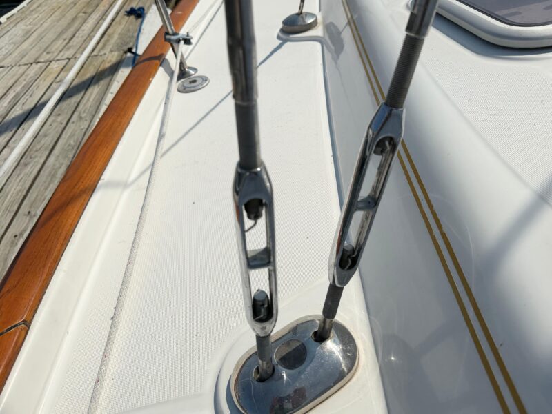 2006 Beneteau 423