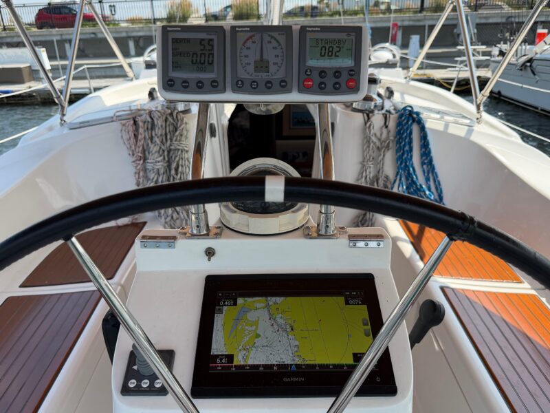 2006 Beneteau 423