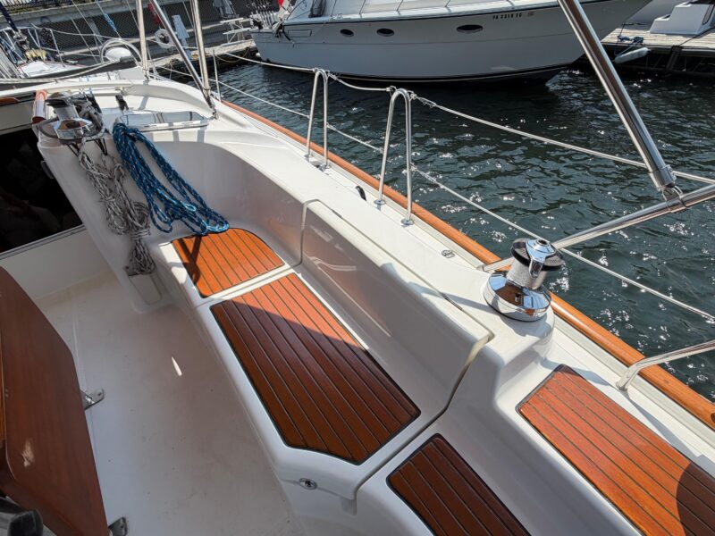 2006 Beneteau 423
