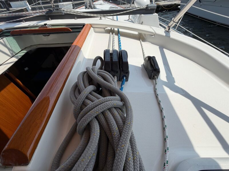 2006 Beneteau 423