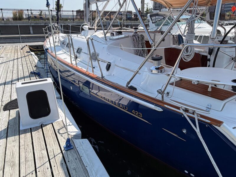 2006 Beneteau 423