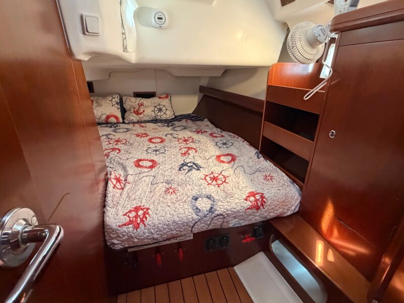2006 Beneteau 423