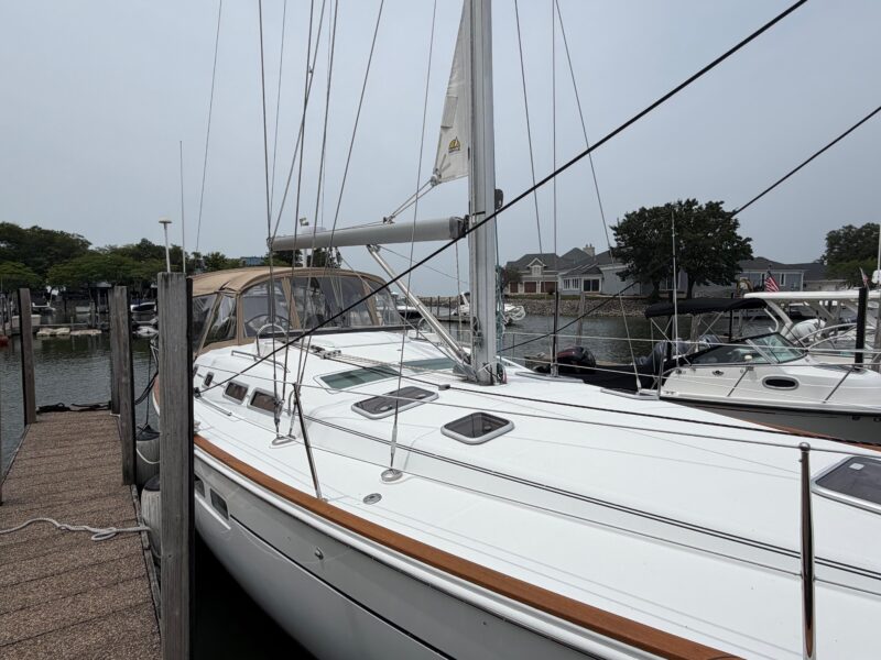 2007 Beneteau 423