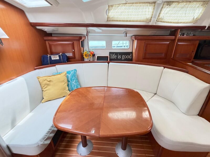 2007 Beneteau 423