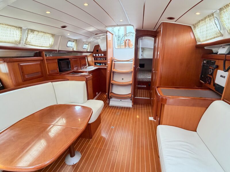 2007 Beneteau 423