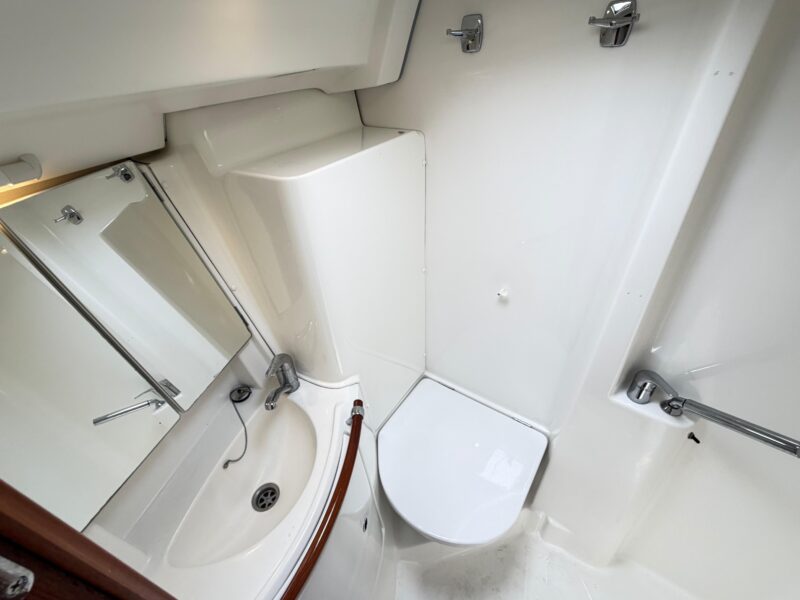 2007 Beneteau 423