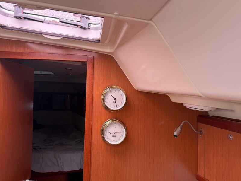 2010 Beneteau Oceanis 46
