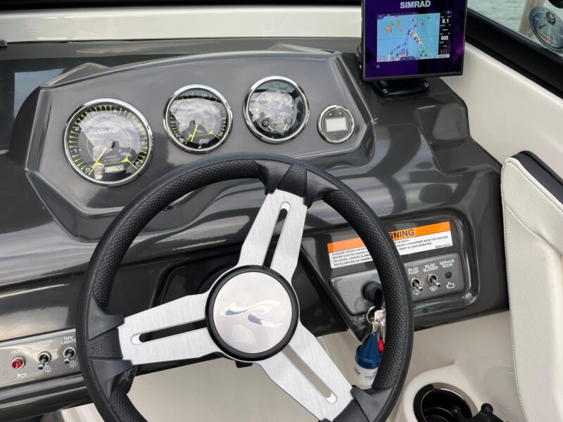 2015 Sea Ray 19 SPX