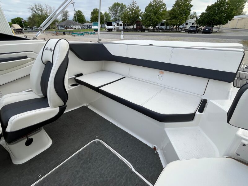 2015 Sea Ray 19 SPX