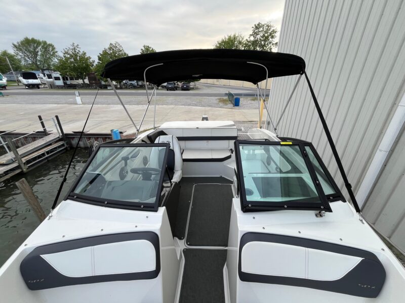 2015 Sea Ray 19 SPX