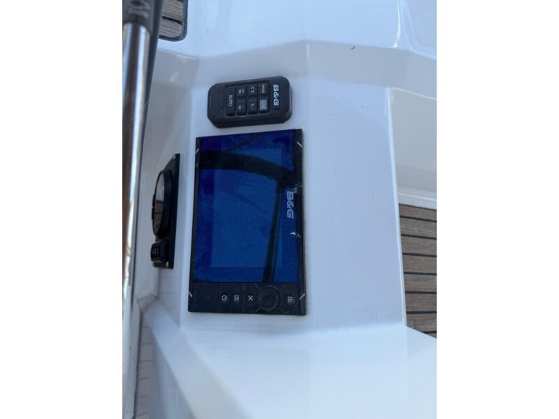 2017 Beneteau Oceanis 38