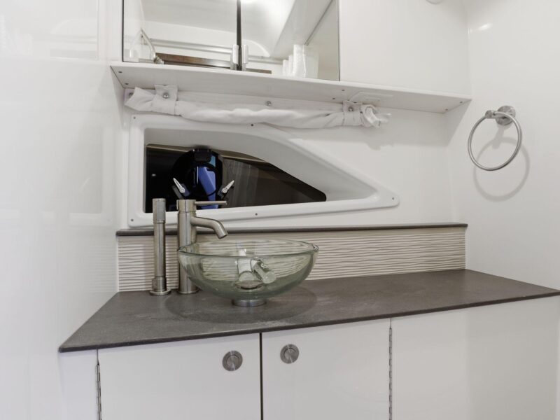 2019 Sea Ray Sundancer 320