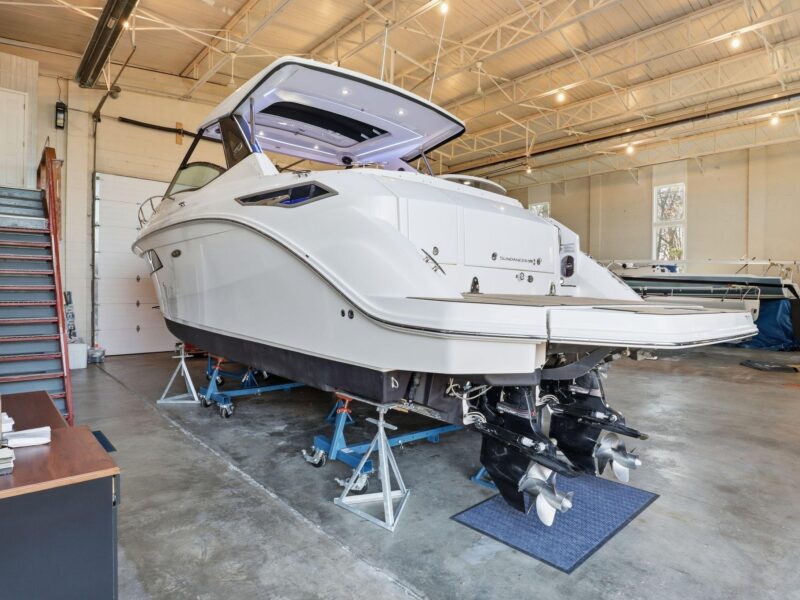2019 Sea Ray Sundancer 320