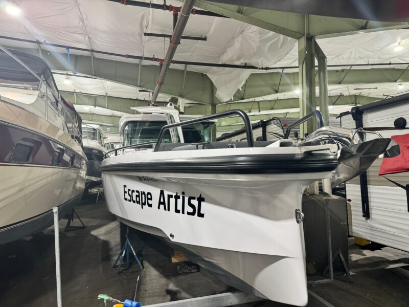 2020 Axopar 37 XC Cross Cabin